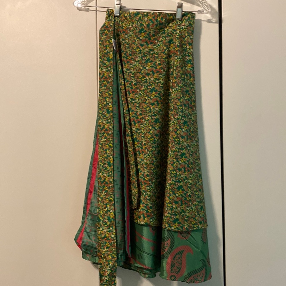 Wraparound skirt, reversible